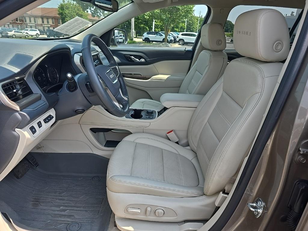 used 2023 GMC Acadia car, priced at $38,790