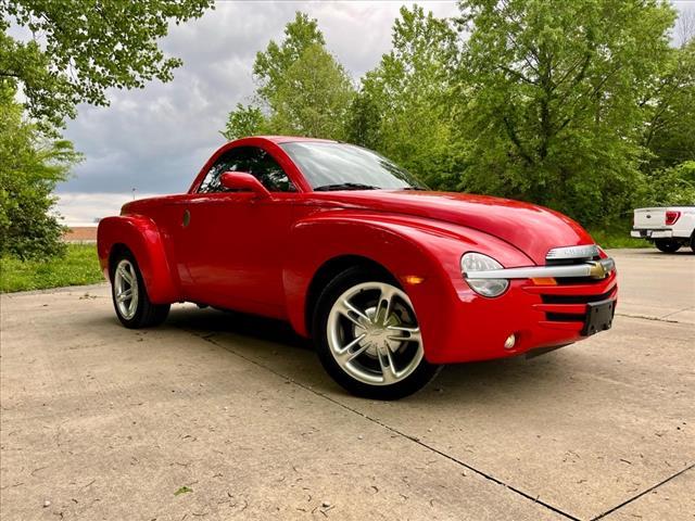 used 2004 Chevrolet SSR car, priced at $34,995