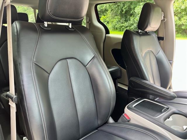 used 2023 Chrysler Pacifica car, priced at $24,995