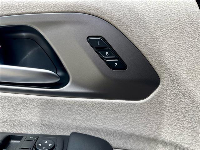 used 2023 Chrysler Pacifica car, priced at $24,995