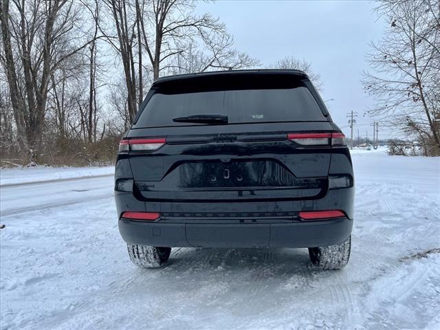 new 2025 Jeep Grand Cherokee car, priced at $50,035