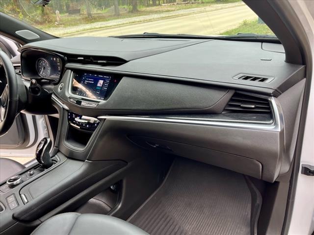 used 2023 Cadillac XT5 car, priced at $33,995