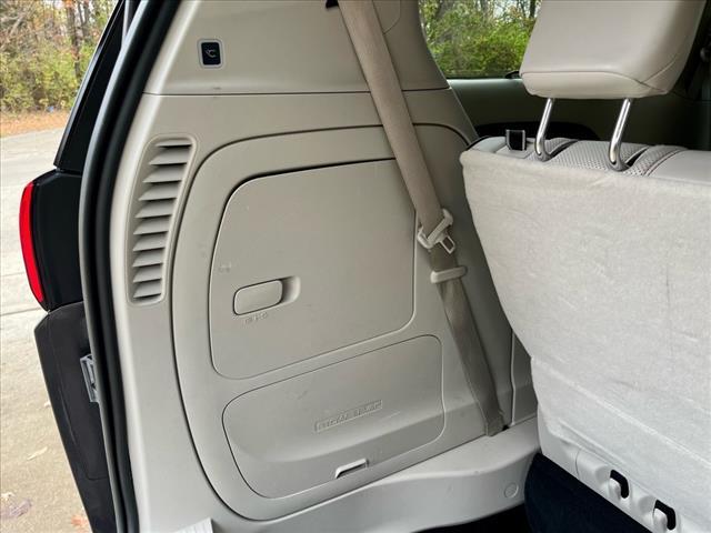 used 2018 Chrysler Pacifica car, priced at $17,995