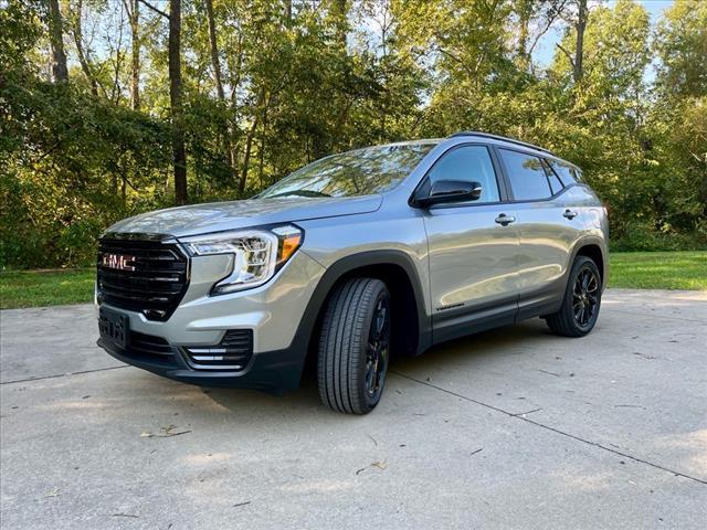 new 2024 GMC Terrain car, priced at $31,555