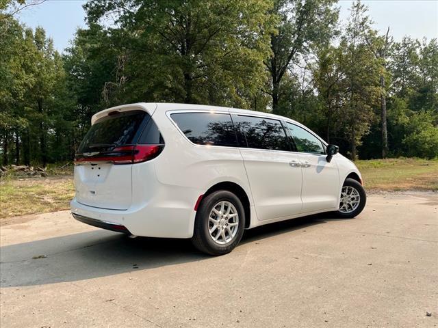 new 2026 Chrysler Pacifica car, priced at $41,097