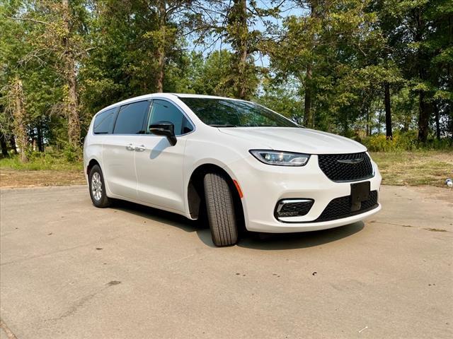 new 2026 Chrysler Pacifica car, priced at $41,097