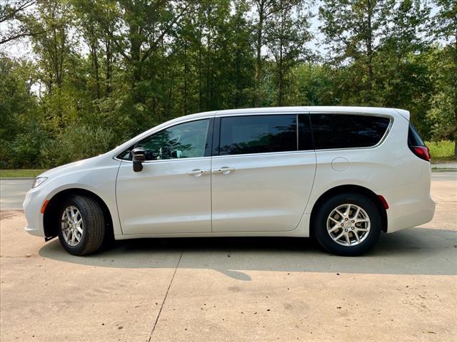 new 2026 Chrysler Pacifica car, priced at $41,097