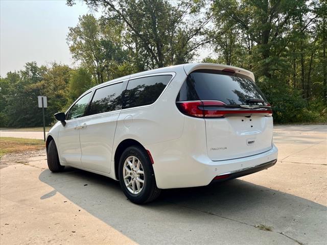 new 2026 Chrysler Pacifica car, priced at $41,097