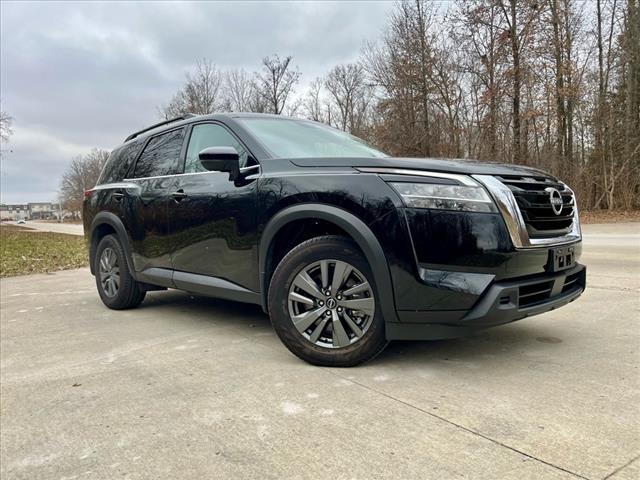 used 2022 Nissan Pathfinder car, priced at $30,995