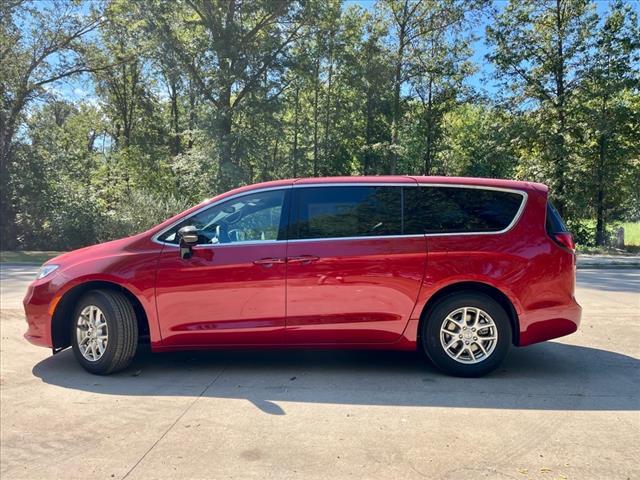 new 2026 Chrysler Pacifica car, priced at $41,543