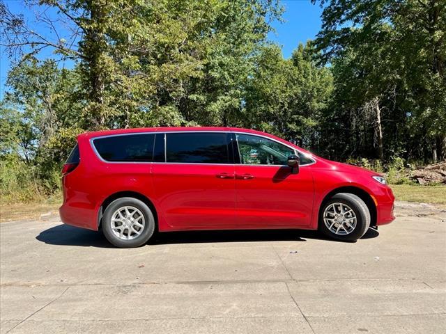 new 2026 Chrysler Pacifica car, priced at $41,543