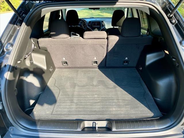 used 2019 Jeep Cherokee car, priced at $18,995