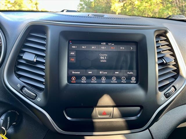 used 2019 Jeep Cherokee car, priced at $18,995