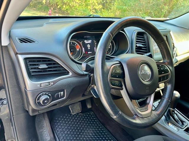 used 2019 Jeep Cherokee car, priced at $18,995