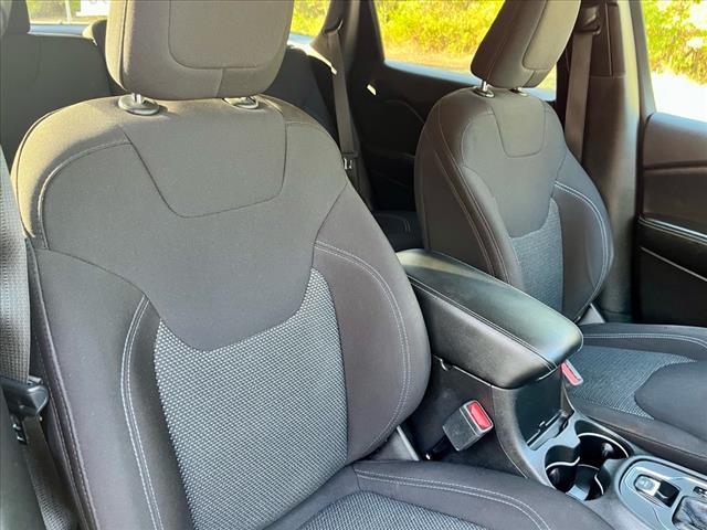 used 2019 Jeep Cherokee car, priced at $18,995