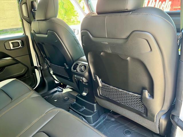new 2025 Jeep Wrangler car, priced at $53,217