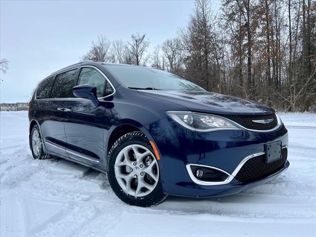 used 2019 Chrysler Pacifica car, priced at $19,995