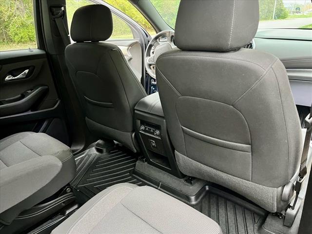 used 2023 Chevrolet Traverse car, priced at $32,995