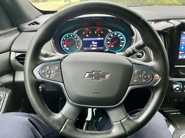 used 2023 Chevrolet Traverse car, priced at $32,995