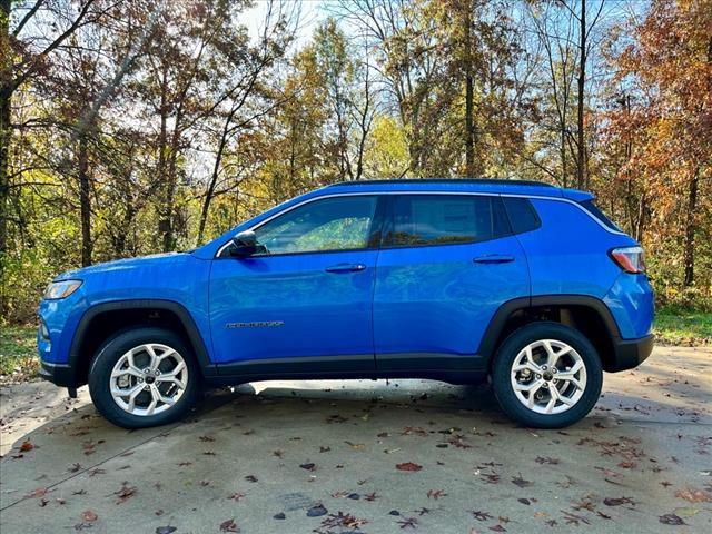 new 2025 Jeep Compass car, priced at $29,360