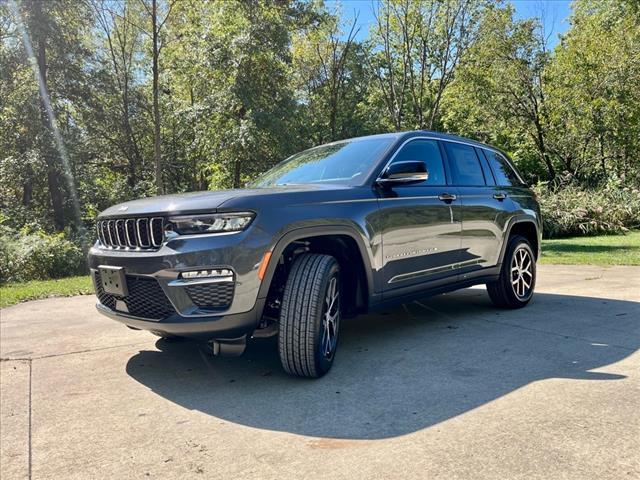 new 2025 Jeep Grand Cherokee car, priced at $45,795