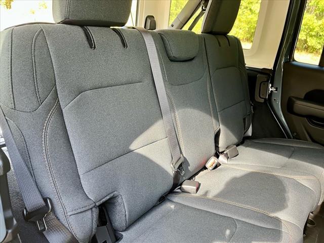 new 2026 Jeep Wrangler car, priced at $47,925