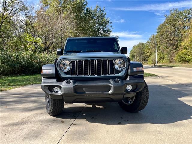 new 2026 Jeep Wrangler car, priced at $47,925