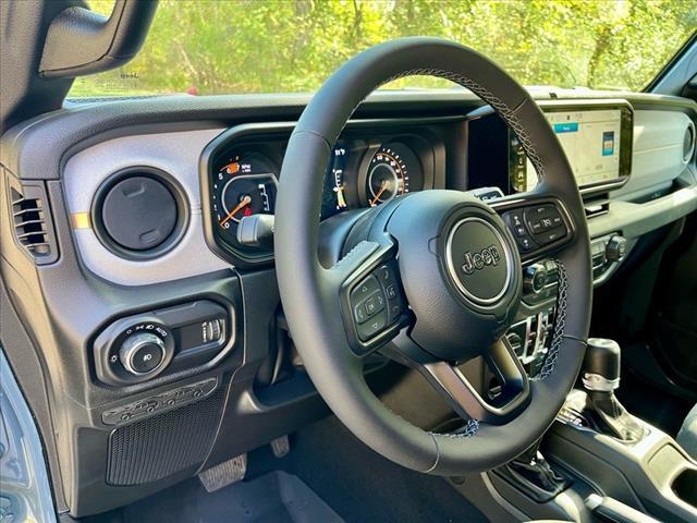 new 2026 Jeep Wrangler car, priced at $47,925