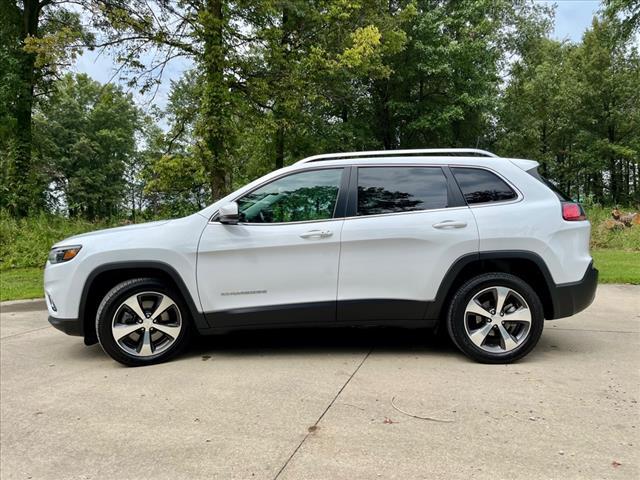 used 2020 Jeep Cherokee car, priced at $20,995