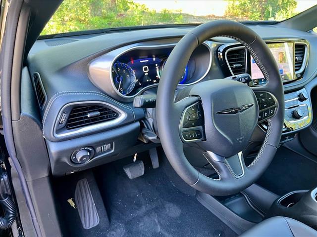 new 2026 Chrysler Pacifica car, priced at $39,097