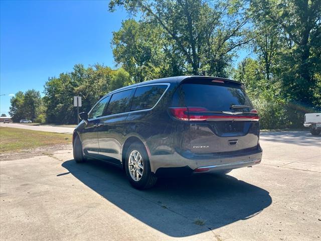 new 2026 Chrysler Pacifica car, priced at $39,097