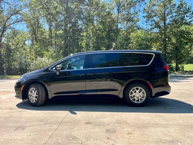 new 2026 Chrysler Pacifica car, priced at $39,097