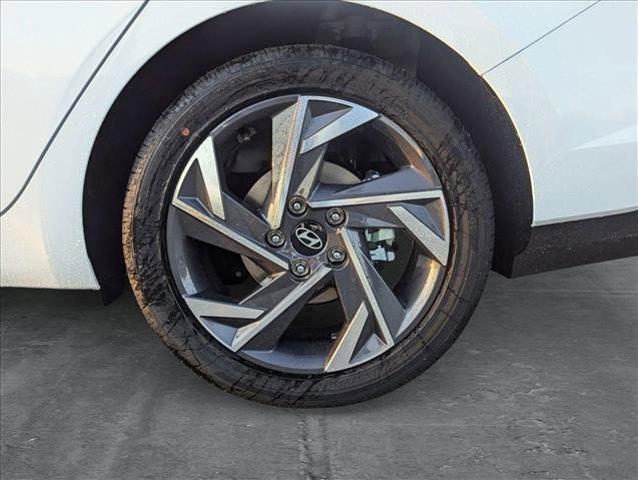 new 2025 Hyundai Elantra car, priced at $31,910