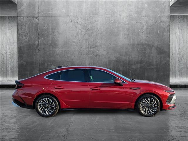 used 2024 Hyundai Sonata Hybrid car, priced at $27,173