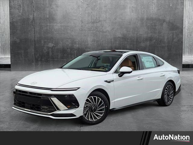 new 2025 Hyundai Sonata Hybrid car, priced at $40,015