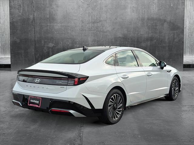 new 2025 Hyundai Sonata Hybrid car, priced at $40,015