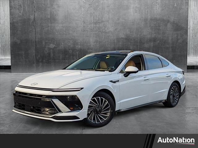 new 2025 Hyundai Sonata Hybrid car, priced at $39,960