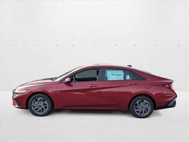 new 2024 Hyundai Elantra car, priced at $23,091
