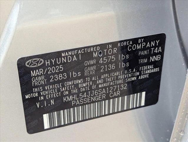 new 2025 Hyundai Sonata Hybrid car, priced at $39,658