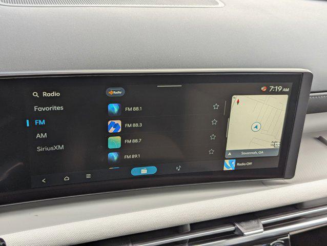 new 2025 Hyundai TUCSON Hybrid car, priced at $43,885