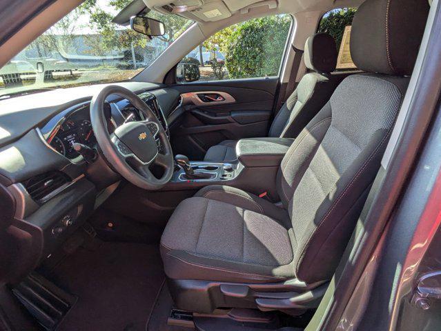 used 2021 Chevrolet Traverse car, priced at $27,851