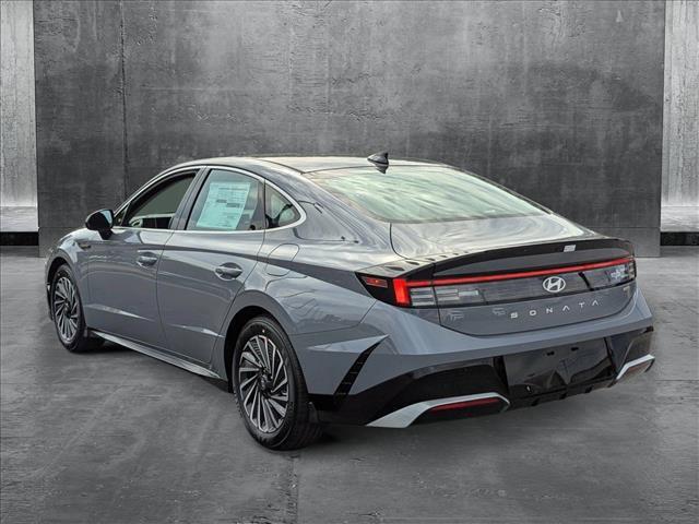 new 2025 Hyundai Sonata Hybrid car, priced at $33,178