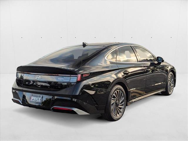 new 2025 Hyundai Sonata Hybrid car, priced at $39,480
