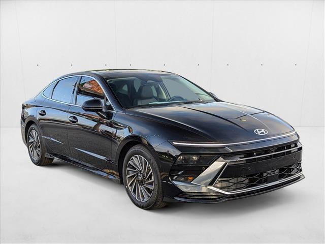 new 2025 Hyundai Sonata Hybrid car, priced at $39,480