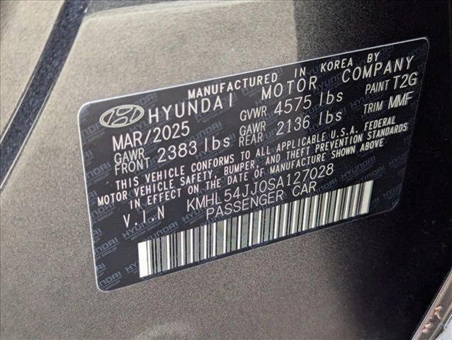 new 2025 Hyundai Sonata Hybrid car, priced at $39,475