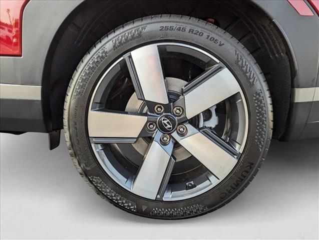 new 2024 Hyundai Santa Fe car, priced at $37,505