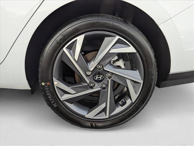 new 2025 Hyundai Elantra car, priced at $23,977