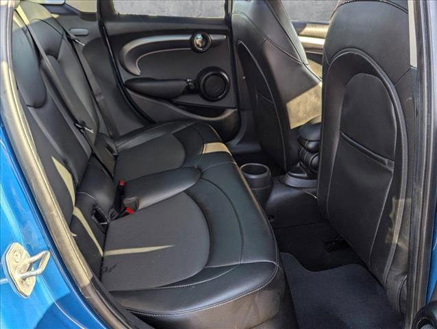used 2022 MINI Hardtop car, priced at $22,067