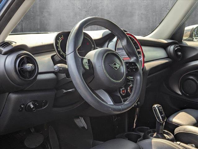 used 2022 MINI Hardtop car, priced at $26,601