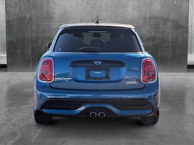 used 2022 MINI Hardtop car, priced at $22,067